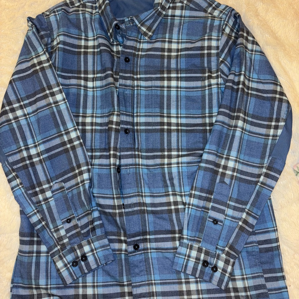 Casual Blue and White Plaid Button Down Shirt